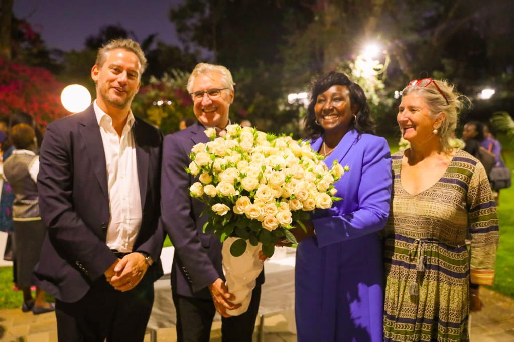 Red Lands Roses presents new variety Wangari Maathai at French Embassy